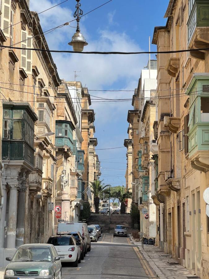 Valletta Waterfront 2 Beds Flat By Arcobnb Φλοριάνα Εξωτερικό φωτογραφία